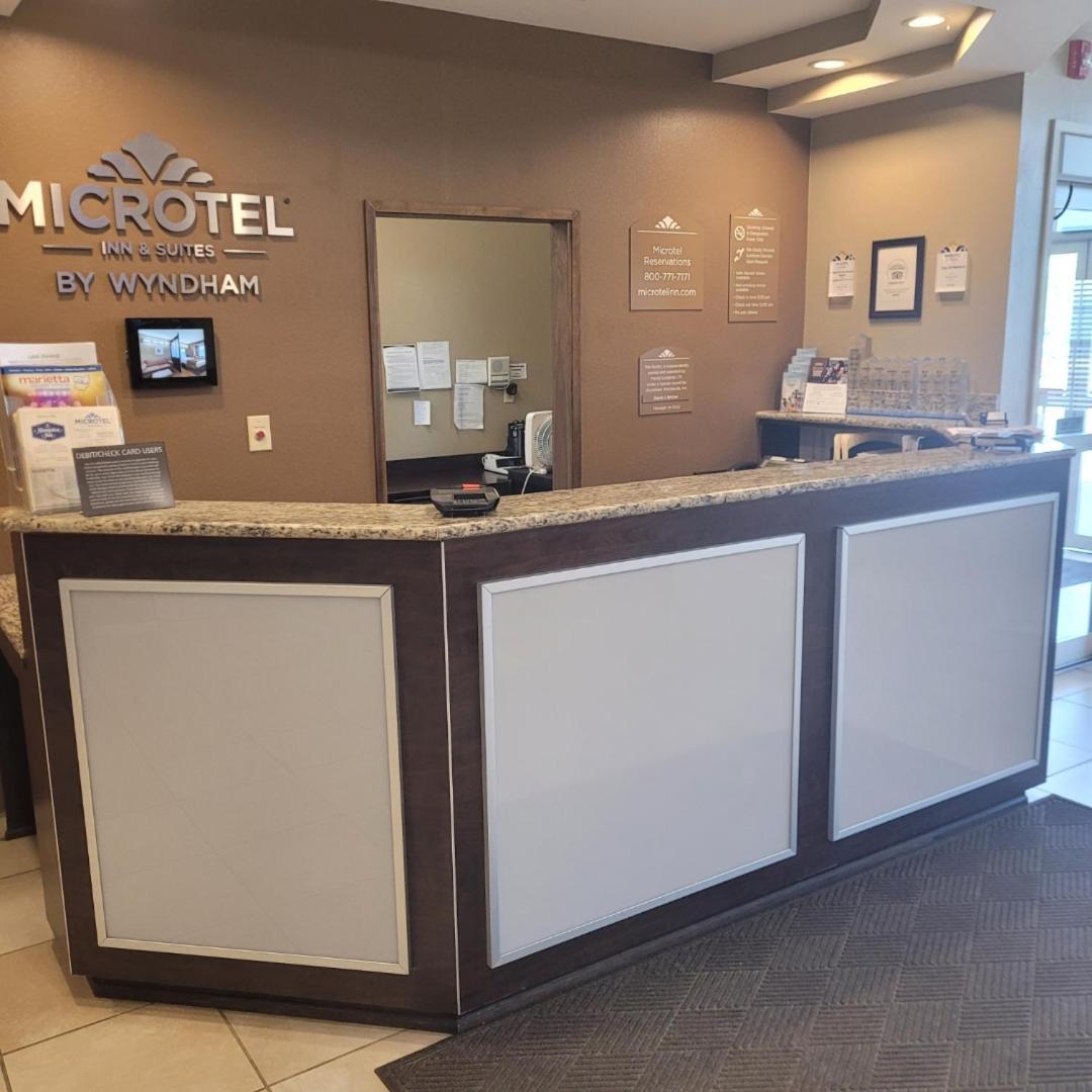 Microtel Inn & Suites By Wyndham Мариета Екстериор снимка